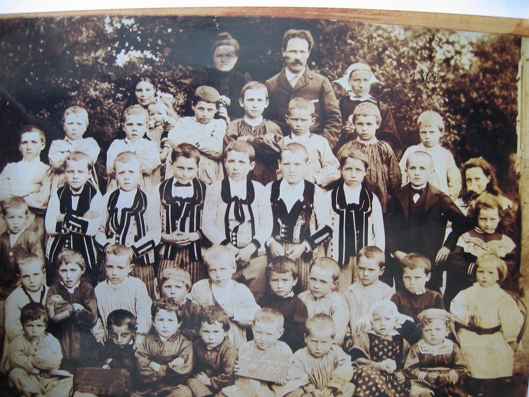 1905, Ecole Publique