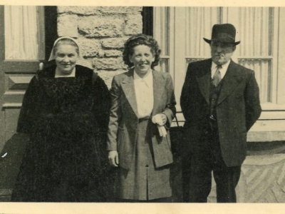 1925-marie-le-tadic-et-ses-parents