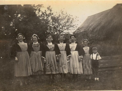 1940-jeannette-talmon-et-des-amies