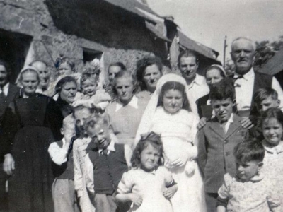 1949-communion-de-marie-martin-les-royant-habitaient-encore-au-cogno-comme-les-martin